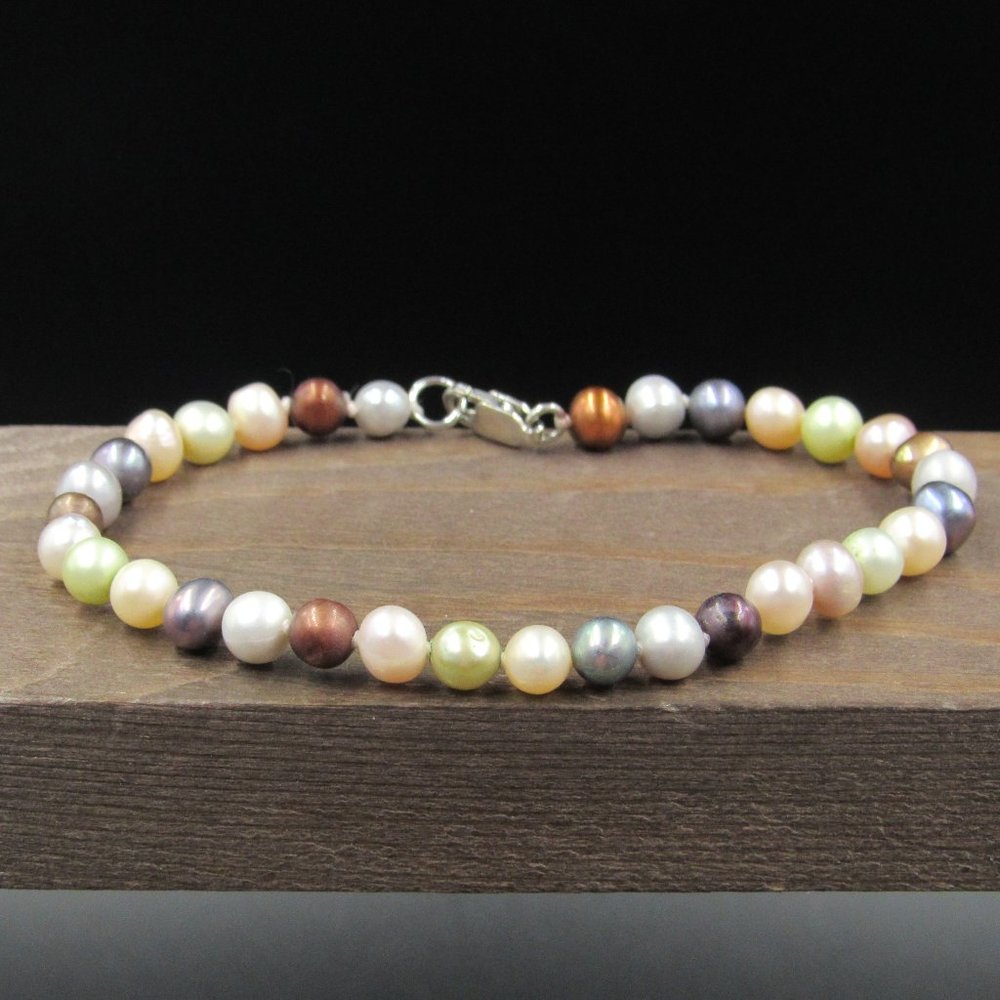 7" Sterling Silver Many Color Small Pearls Bracelet Vintage